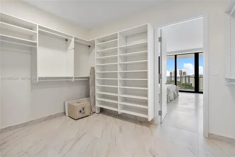 19500 Turnberry Way Aventura FL 33180