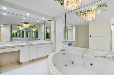 19500 Turnberry Way Aventura FL 33180