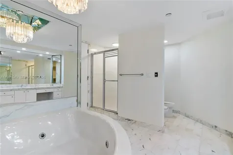 19500 Turnberry Way Aventura FL 33180