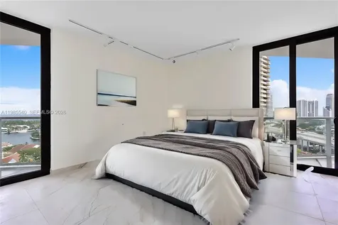 19500 Turnberry Way Aventura FL 33180