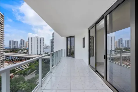 19500 Turnberry Way Aventura FL 33180