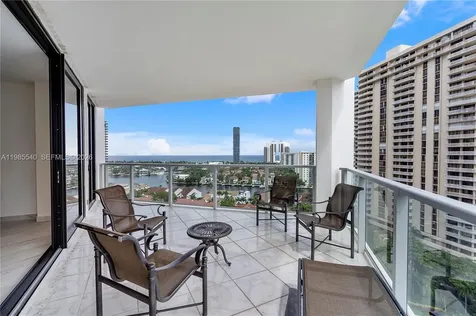 19500 Turnberry Way Aventura FL 33180