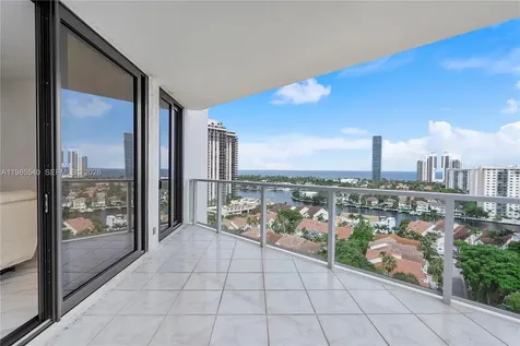 19500 Turnberry Way Aventura FL 33180