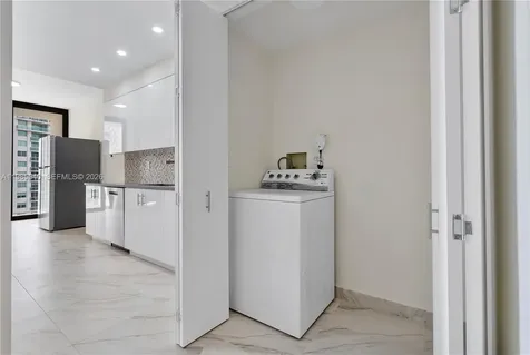 19500 Turnberry Way Aventura FL 33180
