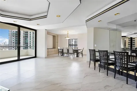 19500 Turnberry Way Aventura FL 33180