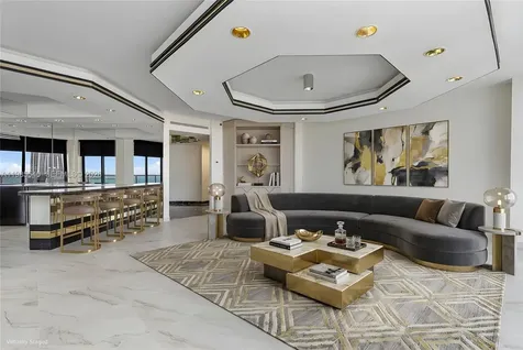 19500 Turnberry Way Aventura FL 33180
