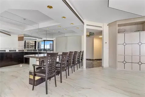 19500 Turnberry Way Aventura FL 33180