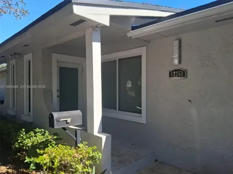 12253 SW 82nd Avenue Pinecrest FL 33156