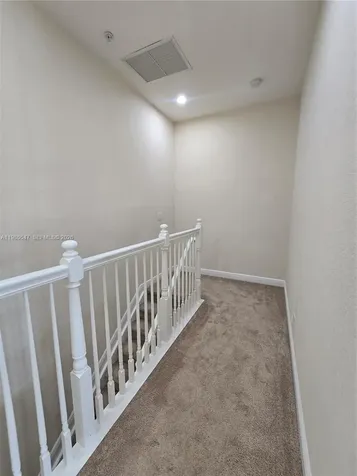 6841 N Lakeside Circle N Davie FL 33314