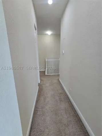 6841 N Lakeside Circle N Davie FL 33314