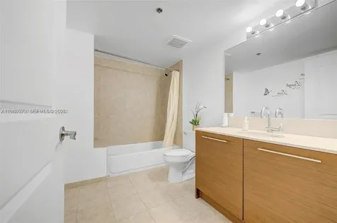 2681 N Flamingo Road Sunrise FL 33323