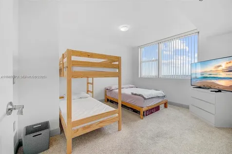 2681 N Flamingo Road Sunrise FL 33323