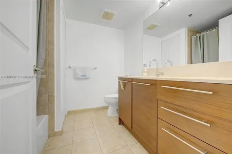 2681 N Flamingo Road Sunrise FL 33323