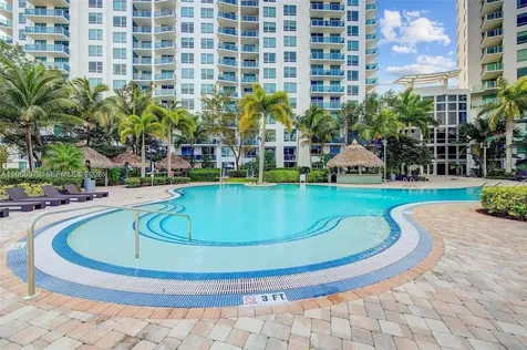 2681 N Flamingo Road Sunrise FL 33323