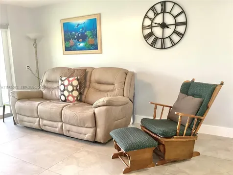 8900 Washington Boulevard Pembroke Pines FL 33025