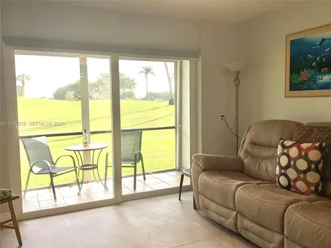 8900 Washington Boulevard Pembroke Pines FL 33025