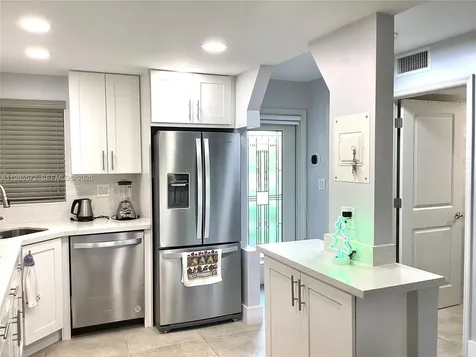 8900 Washington Boulevard Pembroke Pines FL 33025