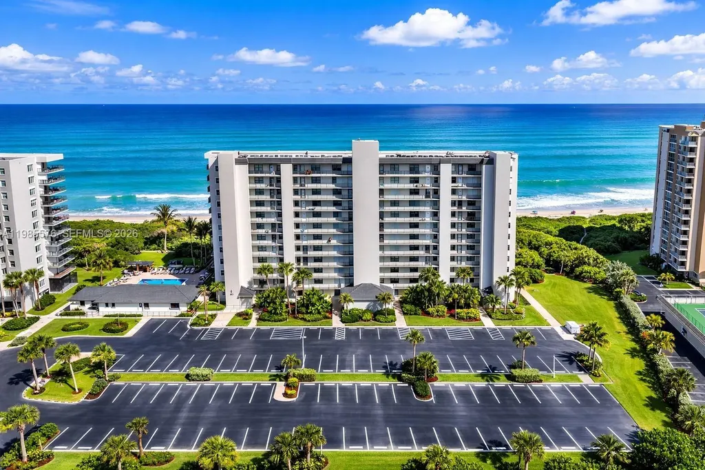 4200 N Highway A1a Hutchinson Island FL 34949