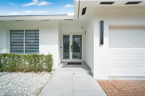 12835 SW 119th Terrace Miami FL 33186