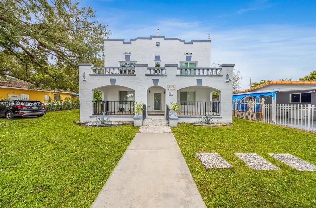 1020 SW 23rd Avenue Miami FL 33135
