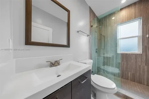 1020 SW 23rd Avenue Miami FL 33135