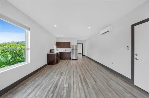 1020 SW 23rd Avenue Miami FL 33135