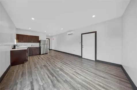 1020 SW 23rd Avenue Miami FL 33135