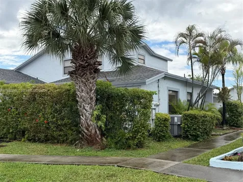 6706 SW 152nd Court Miami FL 33193