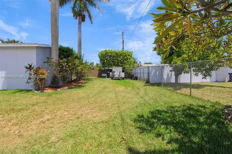10250 Caribbean Boulevard Cutler Bay FL 33189