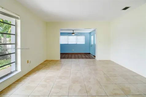 10250 Caribbean Boulevard Cutler Bay FL 33189