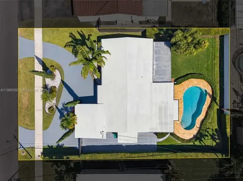 9440 SW 54th Street Miami FL 33165