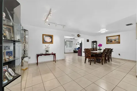 9440 SW 54th Street Miami FL 33165