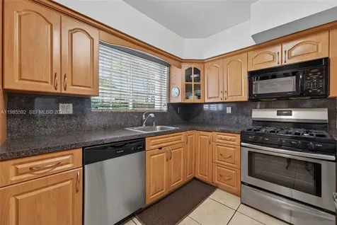 9440 SW 54th Street Miami FL 33165