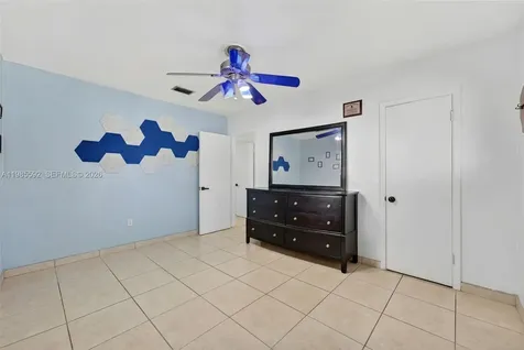 9440 SW 54th Street Miami FL 33165
