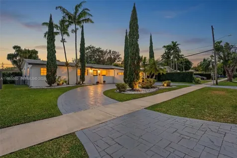 9440 SW 54th Street Miami FL 33165