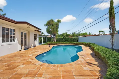 9440 SW 54th Street Miami FL 33165