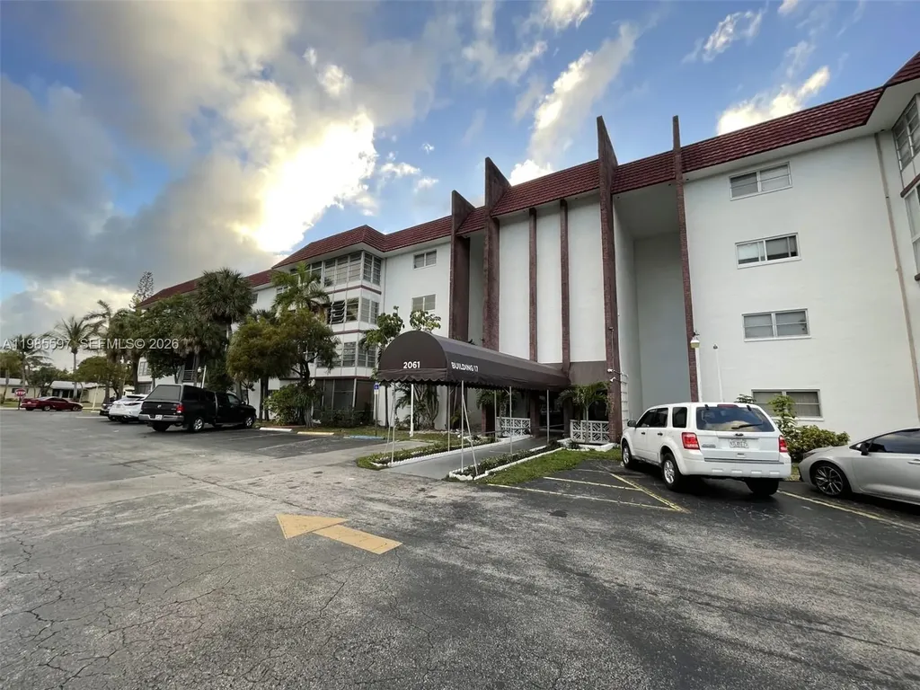 2061 NW 47th Terrace Lauderhill FL 33313