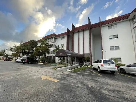 2061 NW 47th Terrace Lauderhill FL 33313