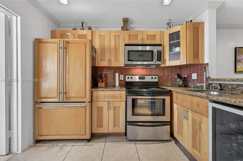 3777 NW 78th Avenue Davie FL 33024
