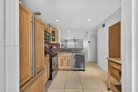 3777 NW 78th Avenue Davie FL 33024