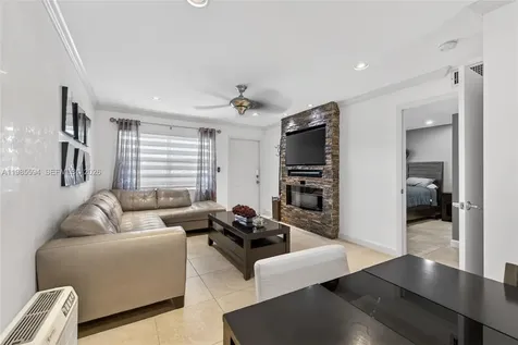 3777 NW 78th Avenue Davie FL 33024