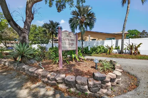 3777 NW 78th Avenue Davie FL 33024