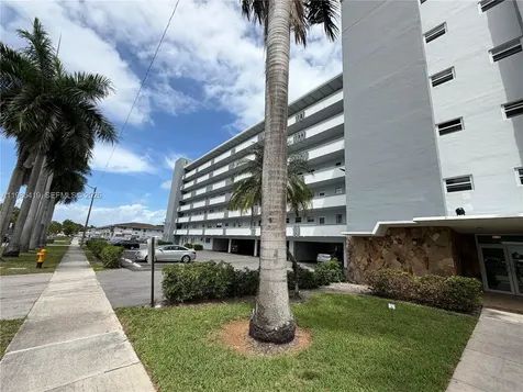 1000 NE 14th Avenue Hallandale Beach FL 33009