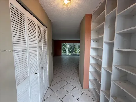 1000 NE 14th Avenue Hallandale Beach FL 33009