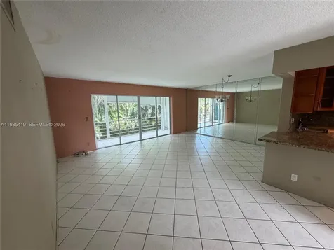 1000 NE 14th Avenue Hallandale Beach FL 33009
