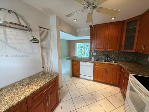 1000 NE 14th Avenue Hallandale Beach FL 33009