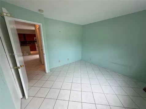 1000 NE 14th Avenue Hallandale Beach FL 33009