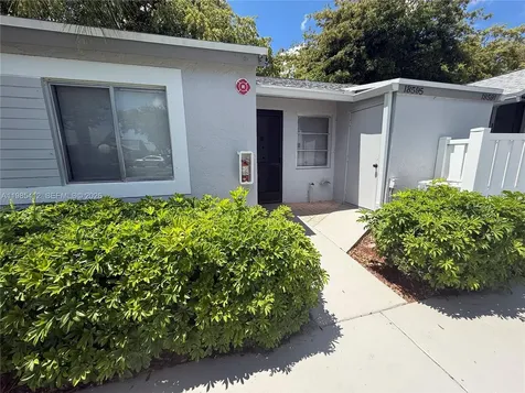 18595 Egret Way Boca Raton FL 33496