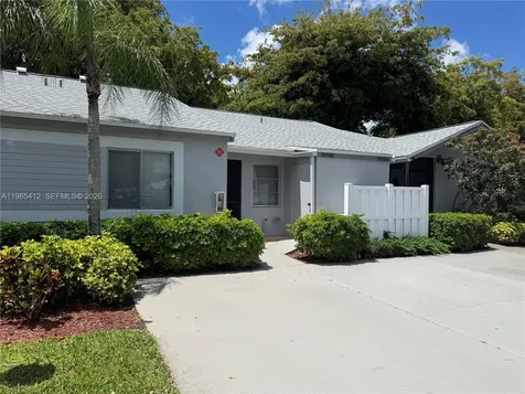 18595 Egret Way Boca Raton FL 33496