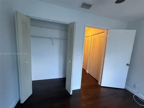 18595 Egret Way Boca Raton FL 33496